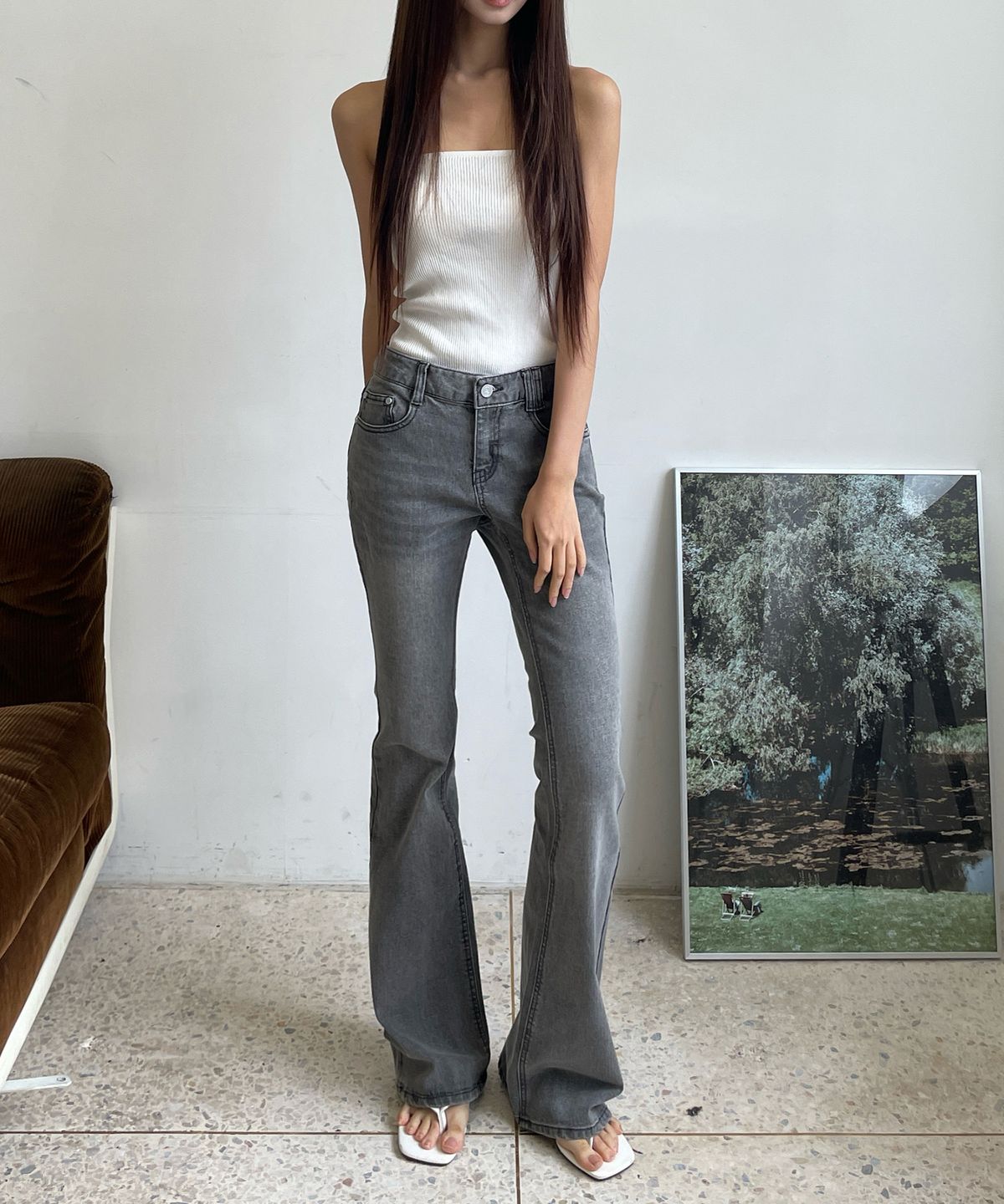 데케트 우먼(DECET WOMEN) Signature Slim Low Rise Flared Jeans DCWPT006GRAY