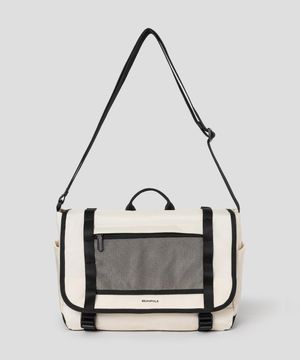 BASE 크로스백  화이트