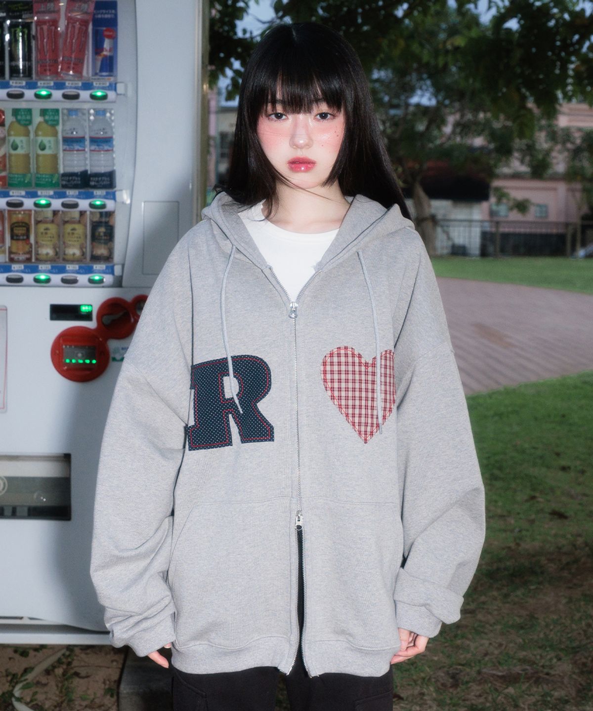 로제프란츠(ROSEFRANTZ) Heart Check Overfit Hood Zip-Up [Gray]