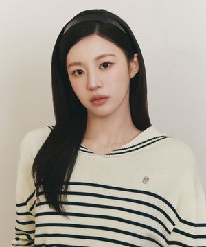 [고윤정 착장] REGULAR LOGO HAIRBAND black