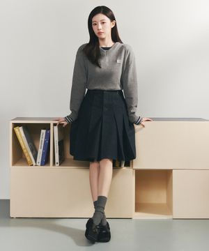[고윤정 착장] W DENIM PLEATED MIDI SKIRT indigo