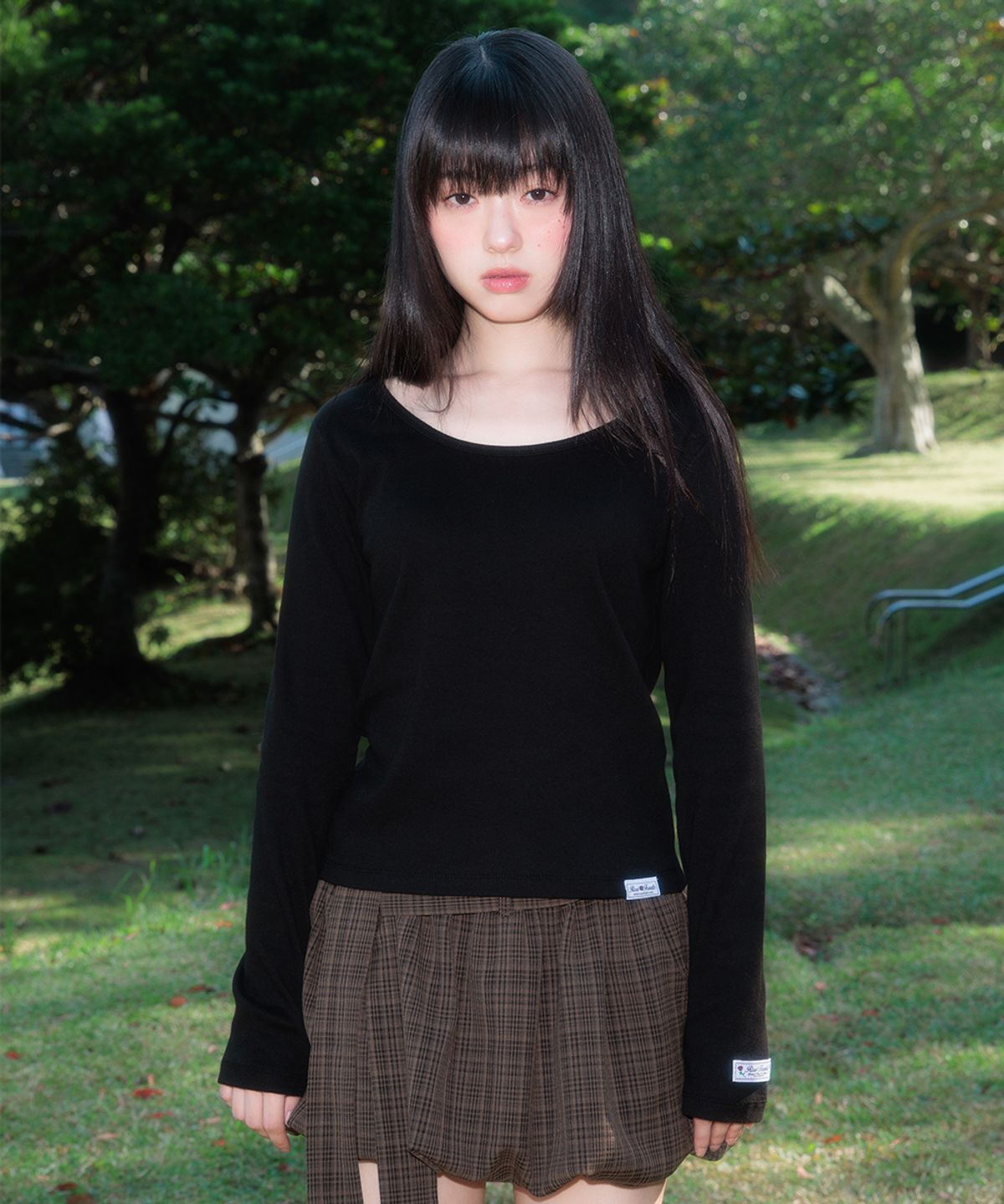 로제프란츠(ROSEFRANTZ) Essential Rose Label Long Sleeve [Black]