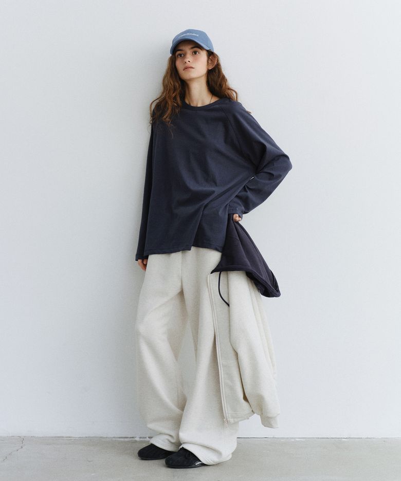 Play wide sweatpants