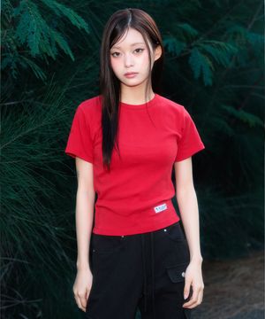 Essential Rose Label T-Shirt [Red]