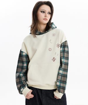 컬러블록 클로버 체크 후드 아이보리