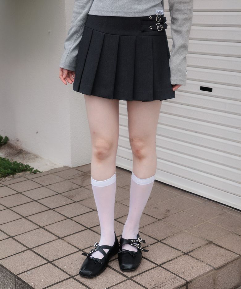 Double Buckle Pleat Mini Skirt [Charcoal]