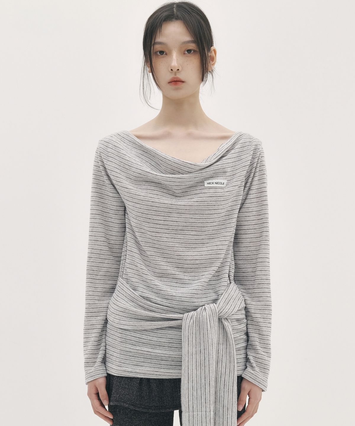 닉앤니콜(NICK&NICOLE) DRAPE WRAP LONG SLEEVE TOP_GRAY