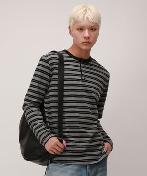 스트라이프 헨리넥 롱슬리브_차콜