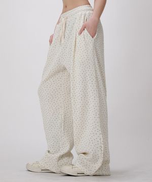 프릴 플라워 와플 핀턱 와이드 팬츠_오트밀