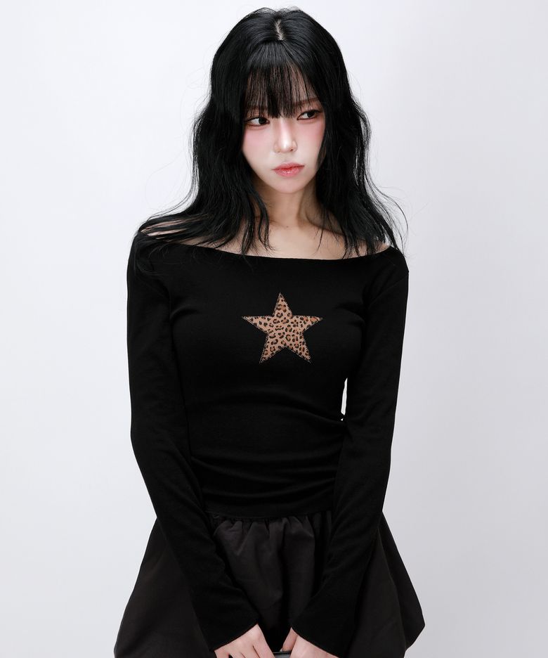 호피 스타 아플리케 롱슬리브 탑 티셔츠_블랙