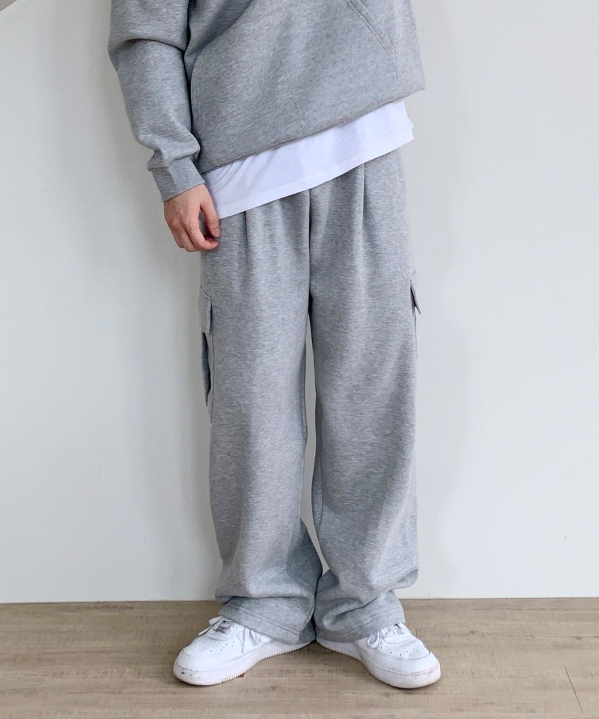 락트개러지(ROCKED GARAGE) UNISEX 기모 트레이닝 와이드 카고 팬츠_그레이