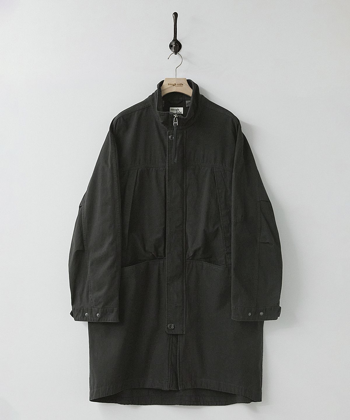 러프사이드(ROUGHSIDE) Dune Parka Ash Black
