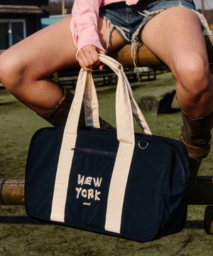 Embroidered New York Sporty bag Navy