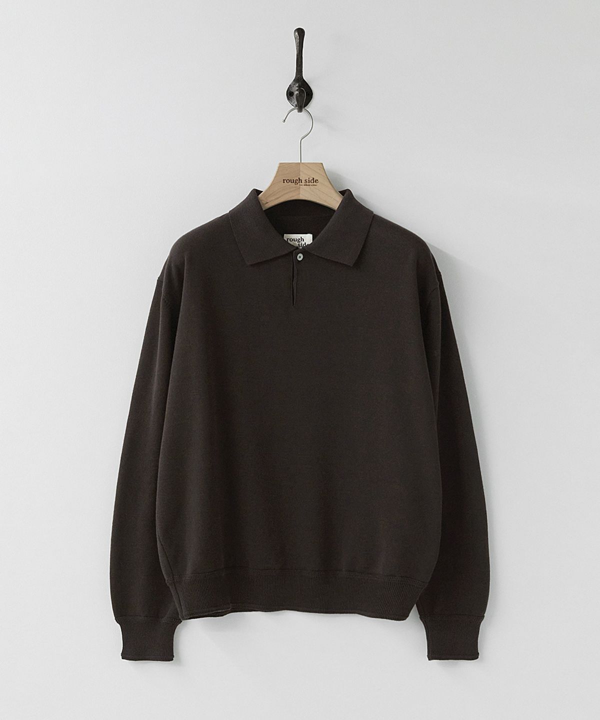 러프사이드(ROUGHSIDE) Plain Collar Knit Dark Brown