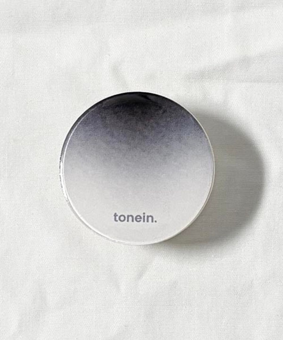 에이쓰리비쓰리(A3B3) Tonein Black White Gradient 톤인 블랙 화이트 그라데이션 (에폭시톡)