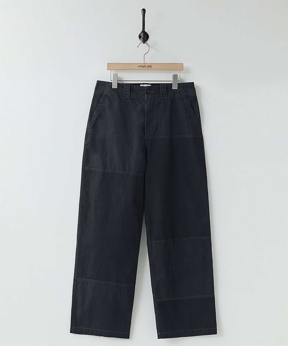러프사이드(ROUGHSIDE) Contrast Panel Pants Ash Black