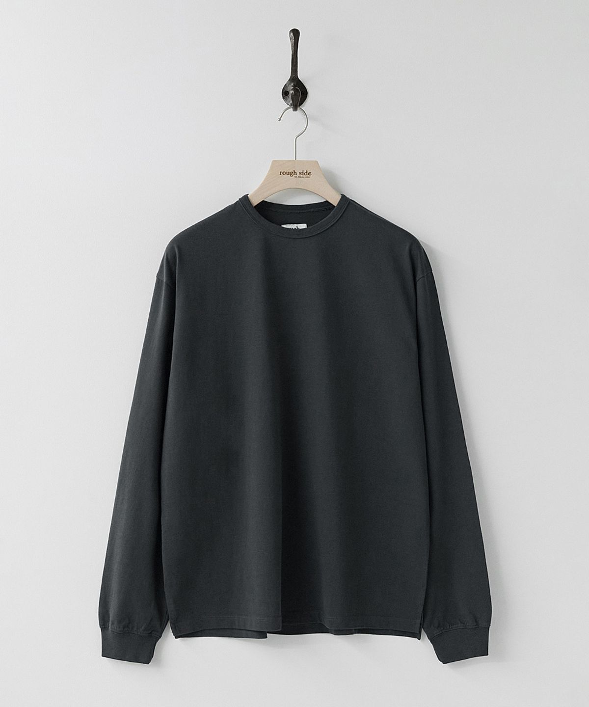 러프사이드(ROUGHSIDE) Fine Long Sleeve Charcoal