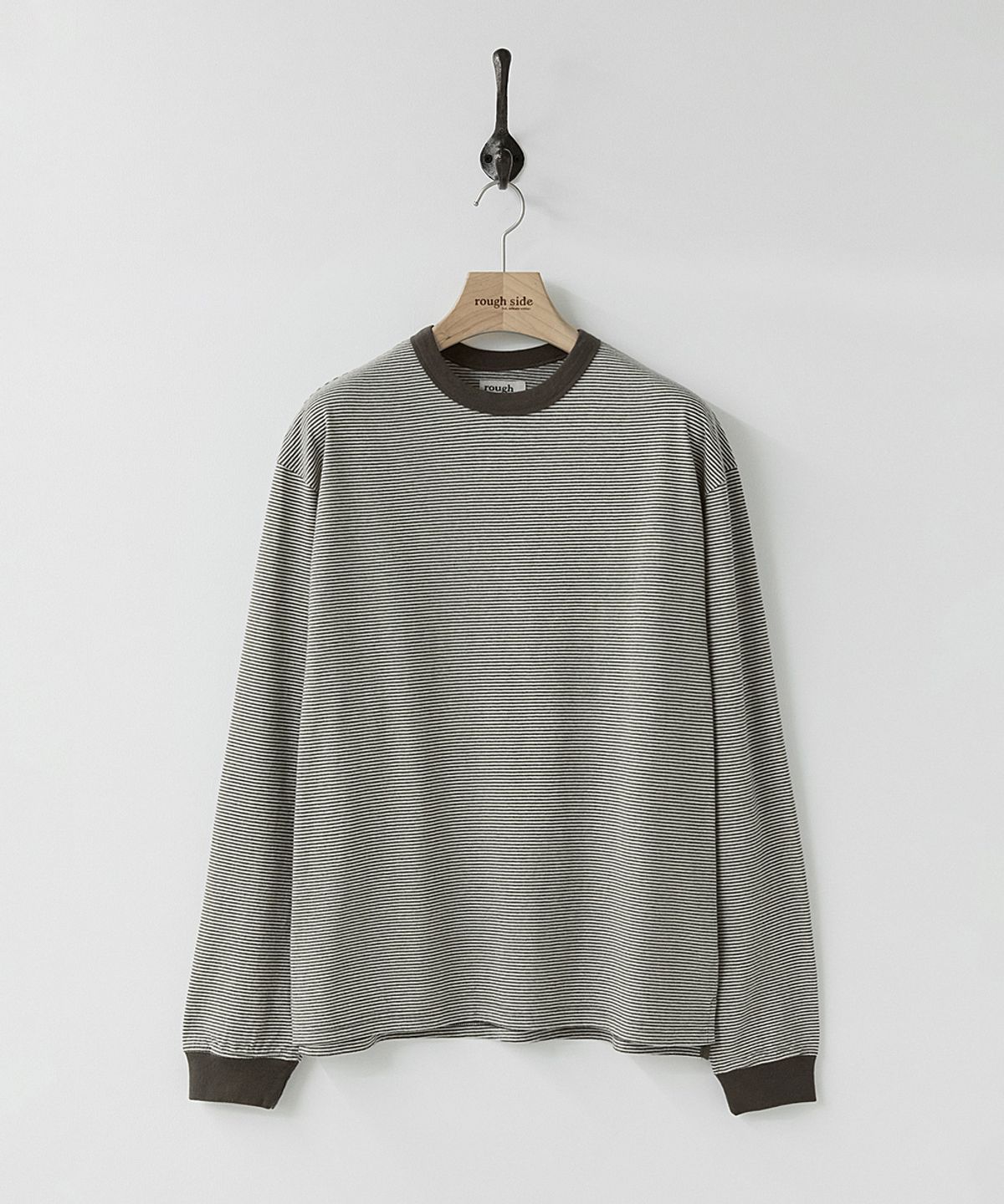 러프사이드(ROUGHSIDE) Fine Stripe Long Sleeve Humus