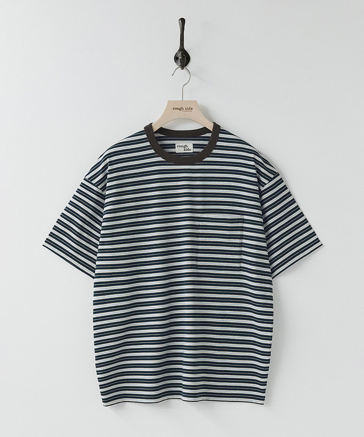 러프사이드(ROUGHSIDE) Multi Stripe Half Sleeve Navy