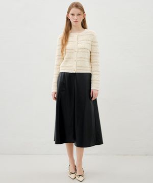 플레어 뒷밴딩 레더 스커트 OL6SS1040