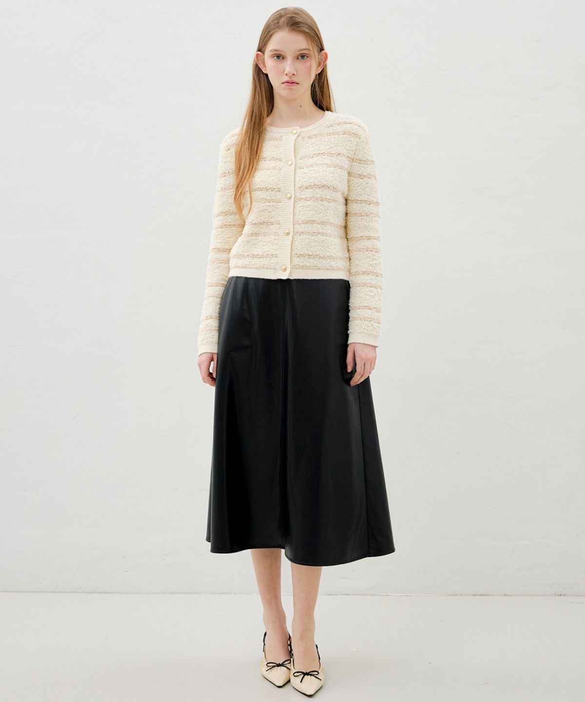 올리브 데 올리브(OLIVE DES OLIVE) 플레어 뒷밴딩 레더 스커트 OL6SS1040
