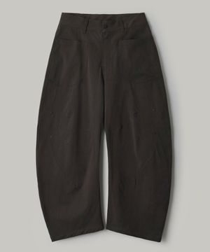 엔틱 바이오 워싱 커브드 절개 팬츠 [다크브라운]