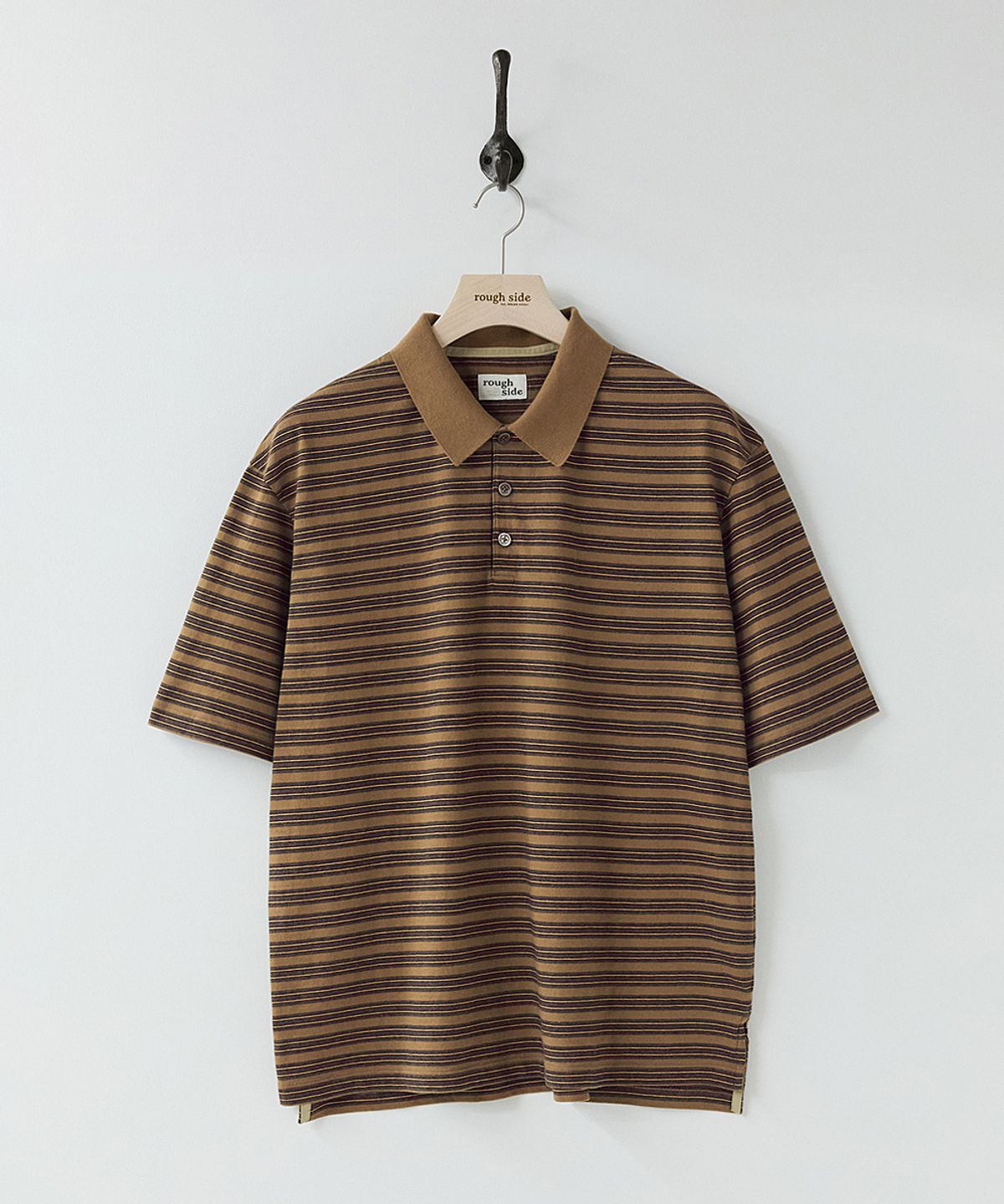 러프사이드(ROUGHSIDE) Multi Stripe Polo Shirt Camel