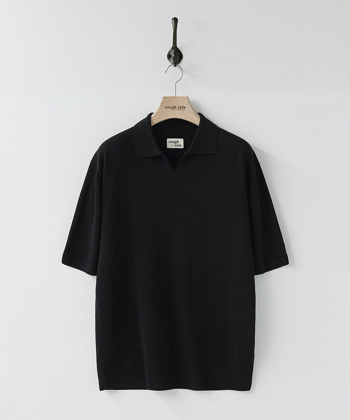 러프사이드(ROUGHSIDE) Skipper Half Knit Black