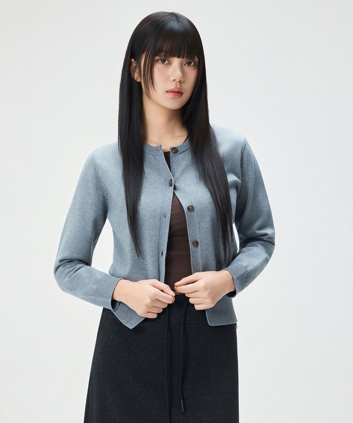 미쏘(MIXXO) 라운드넥 도톰 가디건_MIWCKG330T