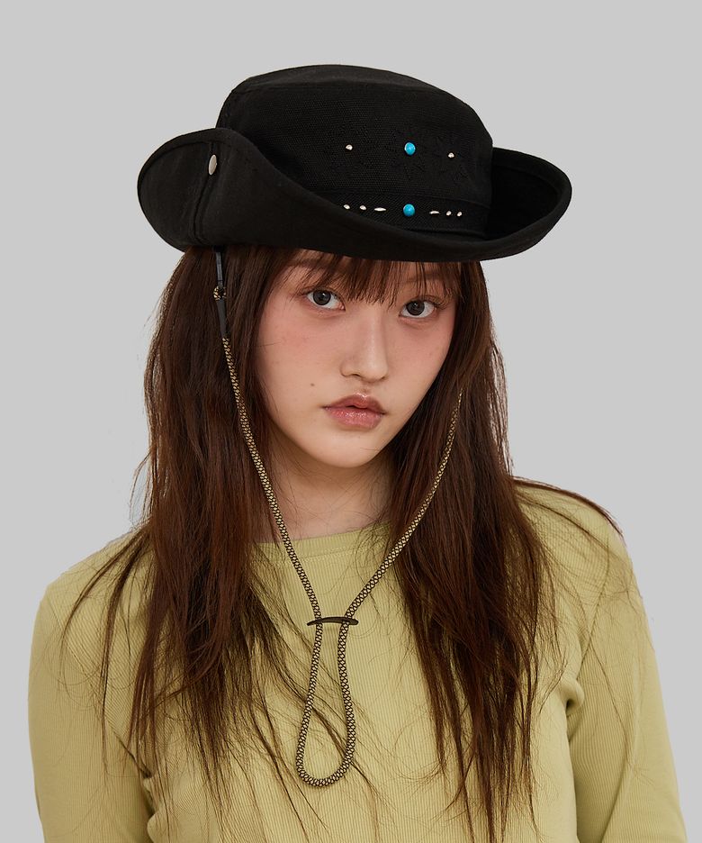 스터드 부니햇 블랙