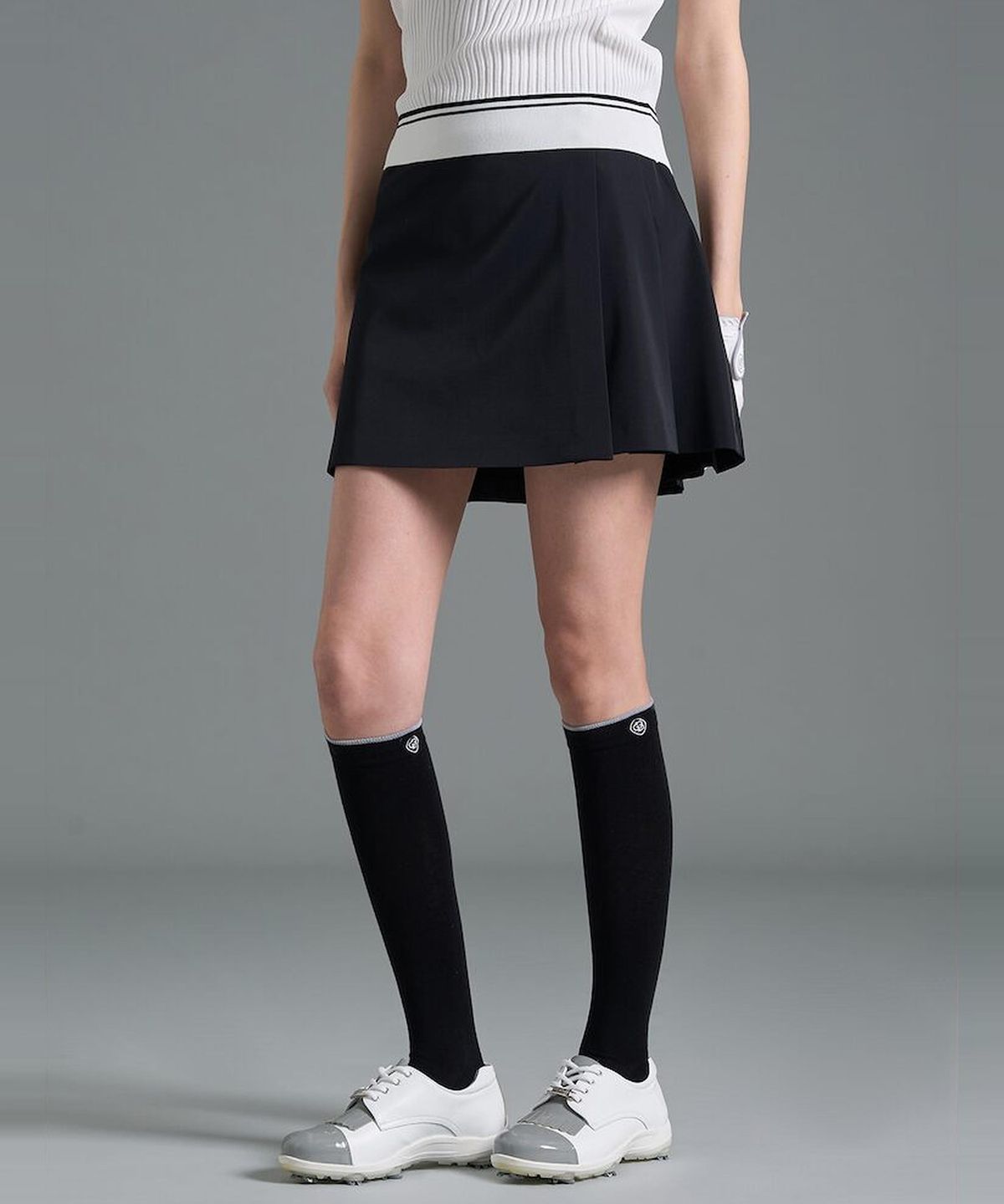 빈폴골프(BEANPOLE GOLF) [B_under] 여성 뒷주름 배색포인트 큐롯  블랙