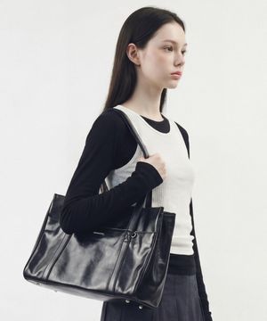 Log shoulder bag_Black