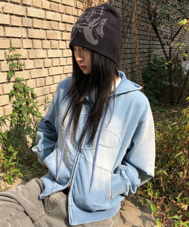 클로버 로고 아플리케 워싱 데님 후드 집업 라이트블루