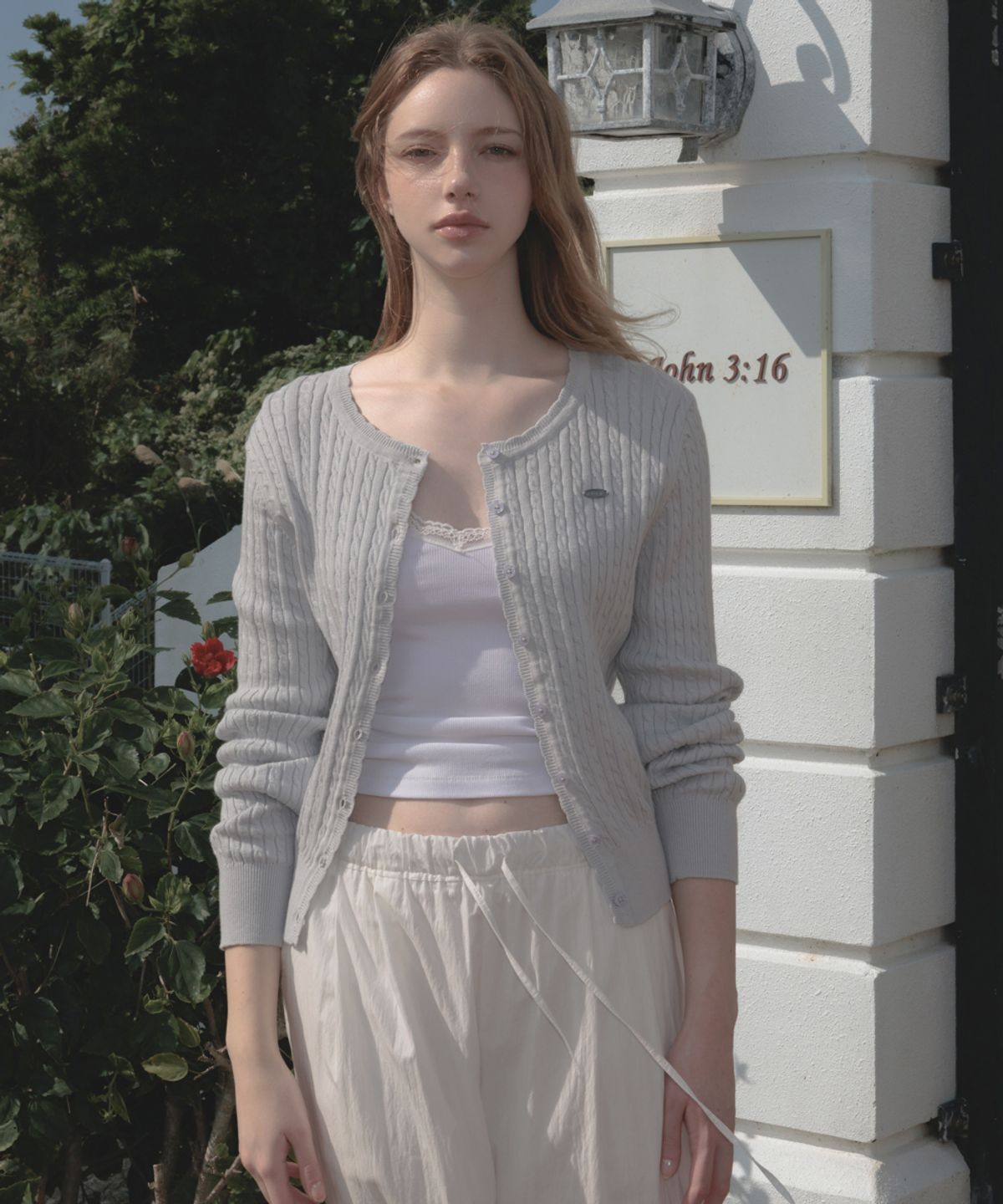 드헤베(DEHEVE) Frill Cable Knit Cardigan [Sky Blue]