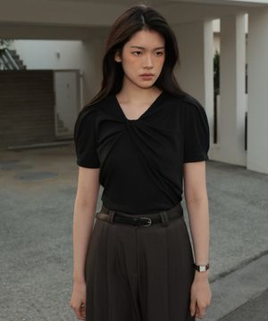 Twist Puff T-shirt [Black]