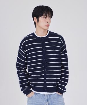 스트라이프 크롭 니트 가디건 네이비