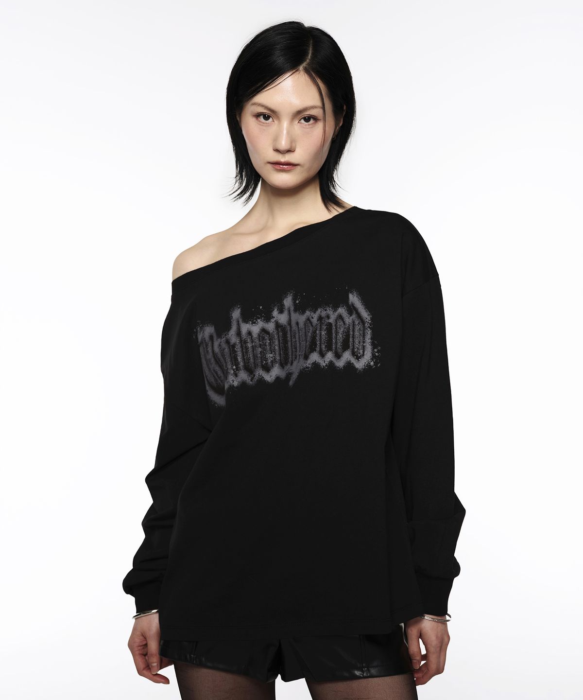 락케이크(ROCKCAKE) Unbothered Long Sleeve Top - Black