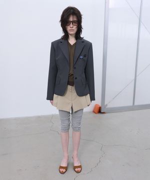 DART-DETAIL BLAZER (GREY)