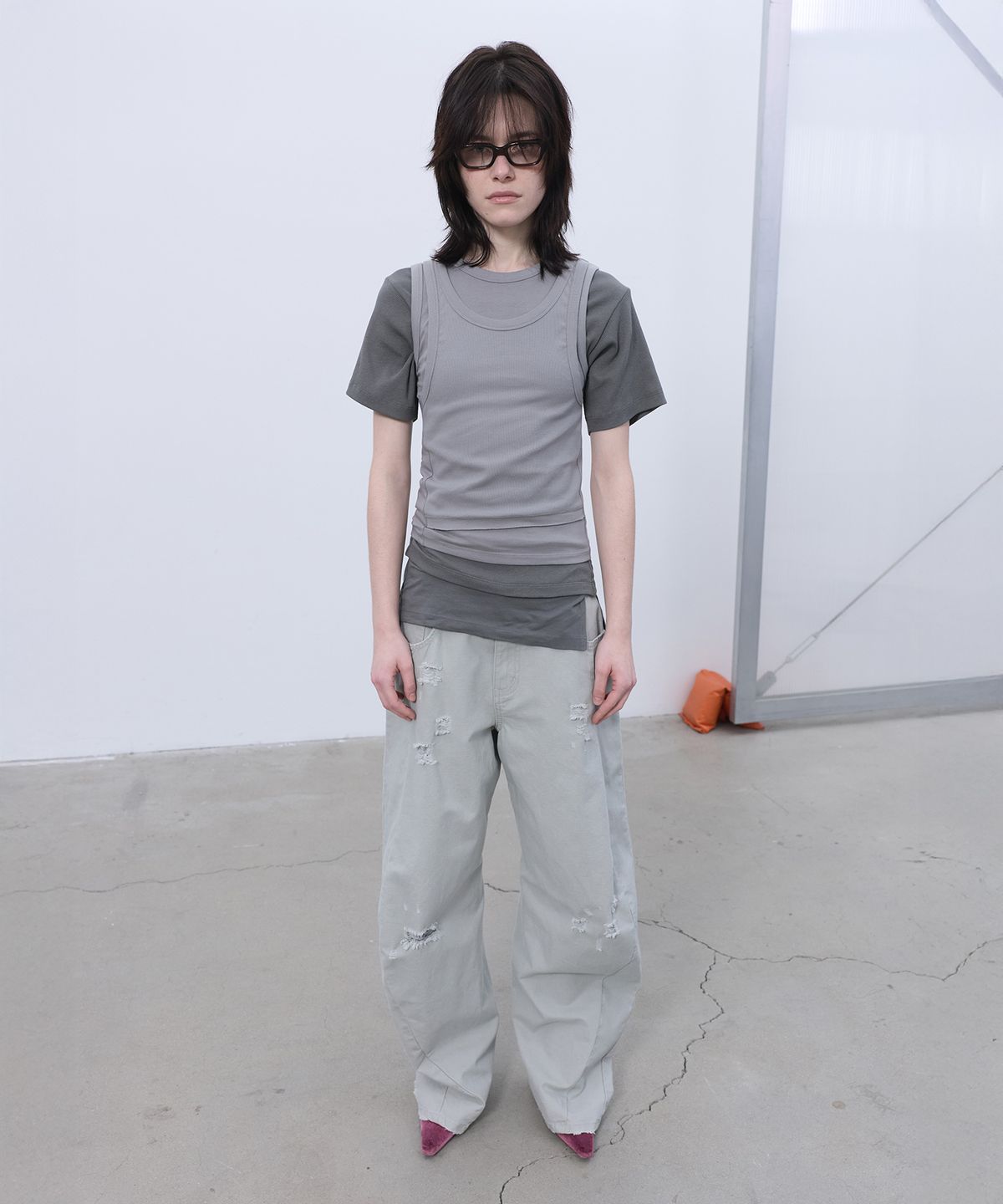 엘씨디씨티엠(LCDC™) DOUBLE LAYERED SLEEVELESS TOP (GREY)