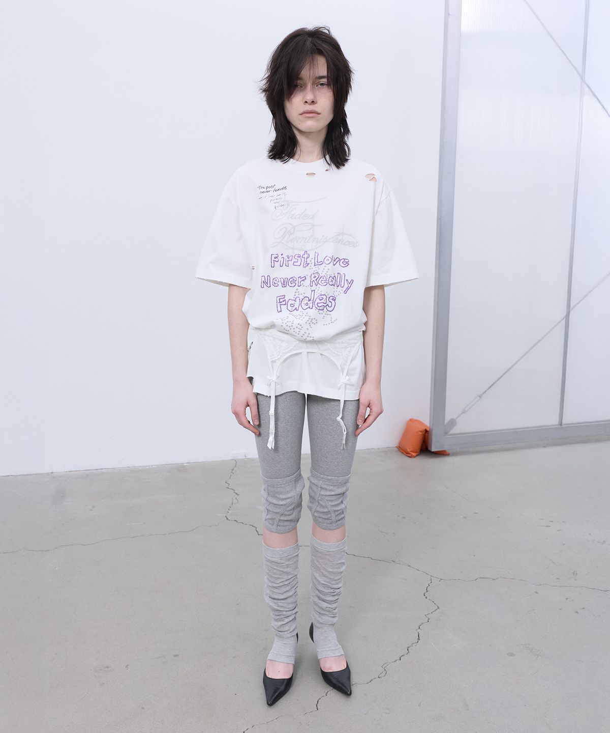 엘씨디씨티엠(LCDC™) DISTRESSED OVERSIZED T-SHIRT (WHITE)