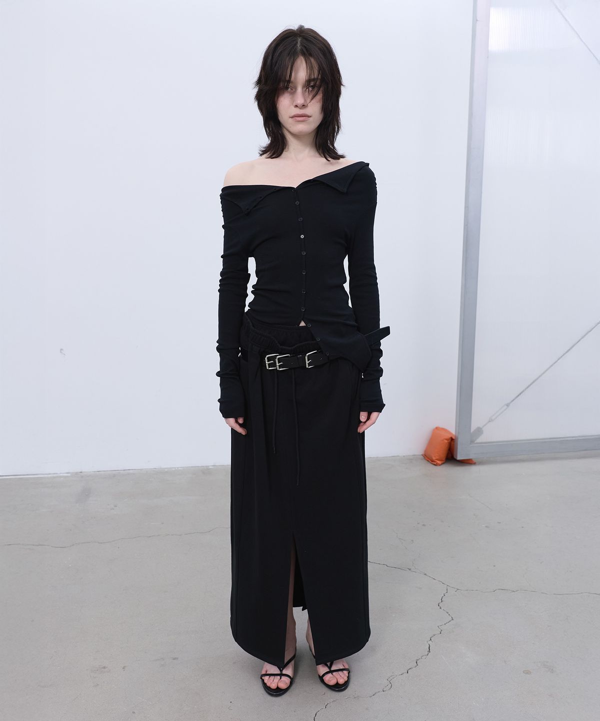 엘씨디씨티엠(LCDC™) DOUBLE-LAYERED DETAIL SKIRT (BLACK)