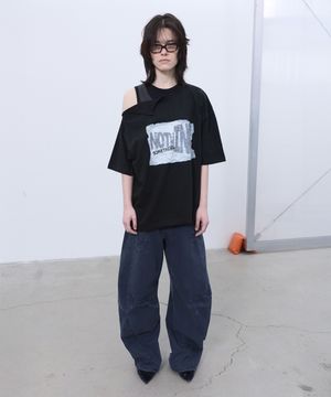 OPENED OVERSIZED T-SHIRT (BLACK)