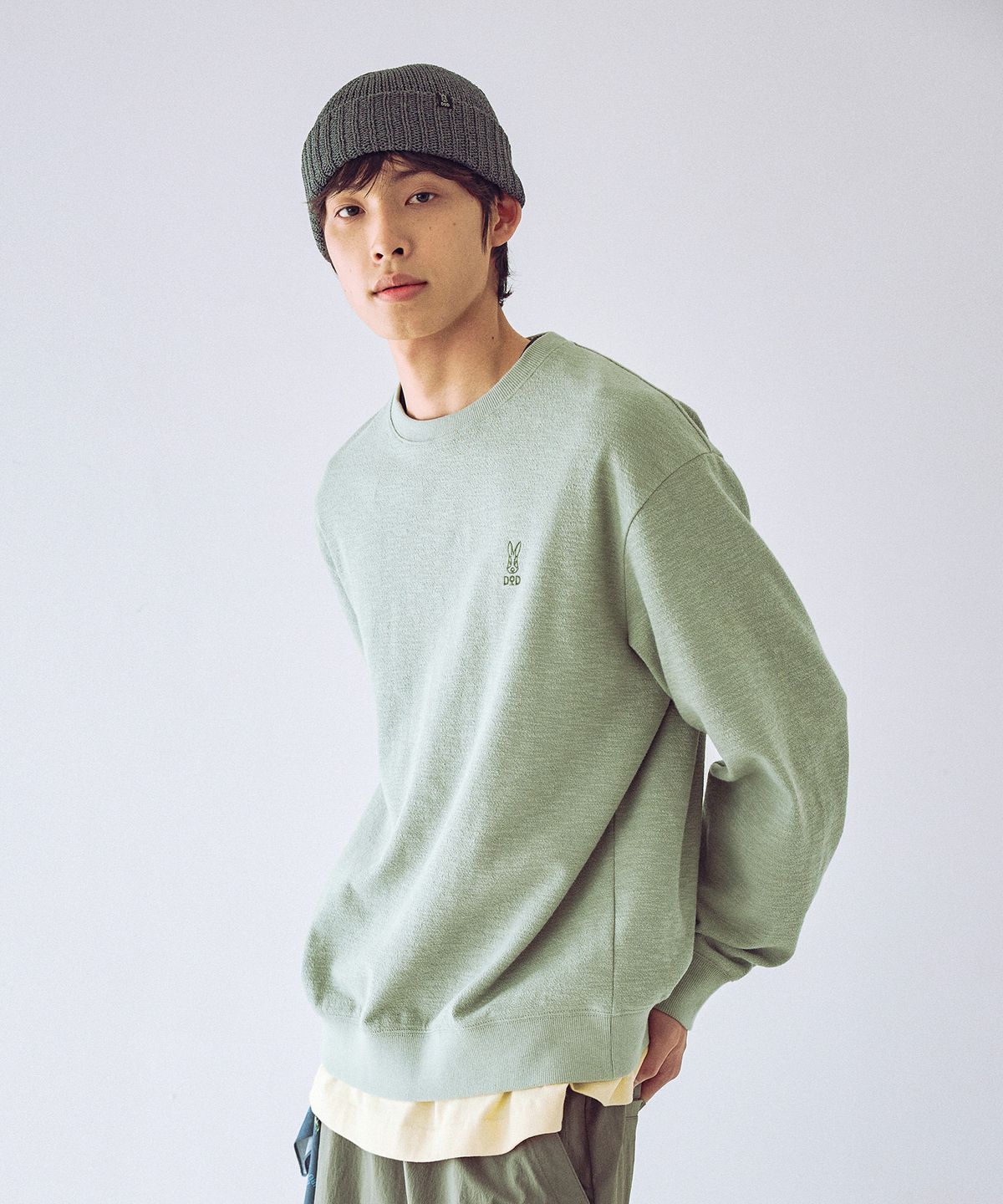 디오디(DOD) 크리즈 맨투맨(MINT GREEN)