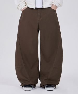 커브드 절개 와이드 코튼 팬츠 브라운