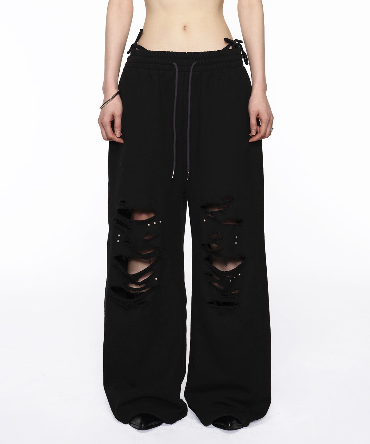 락케이크(ROCKCAKE) Cross Hotfix Damage Jogger - Black
