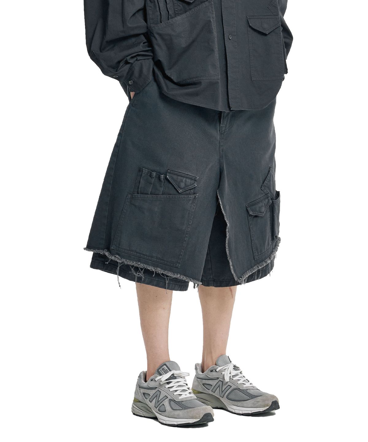 아조바이아조(AJOBYAJO) Washed Layered Cargo Skirt Shorts [BLACK]