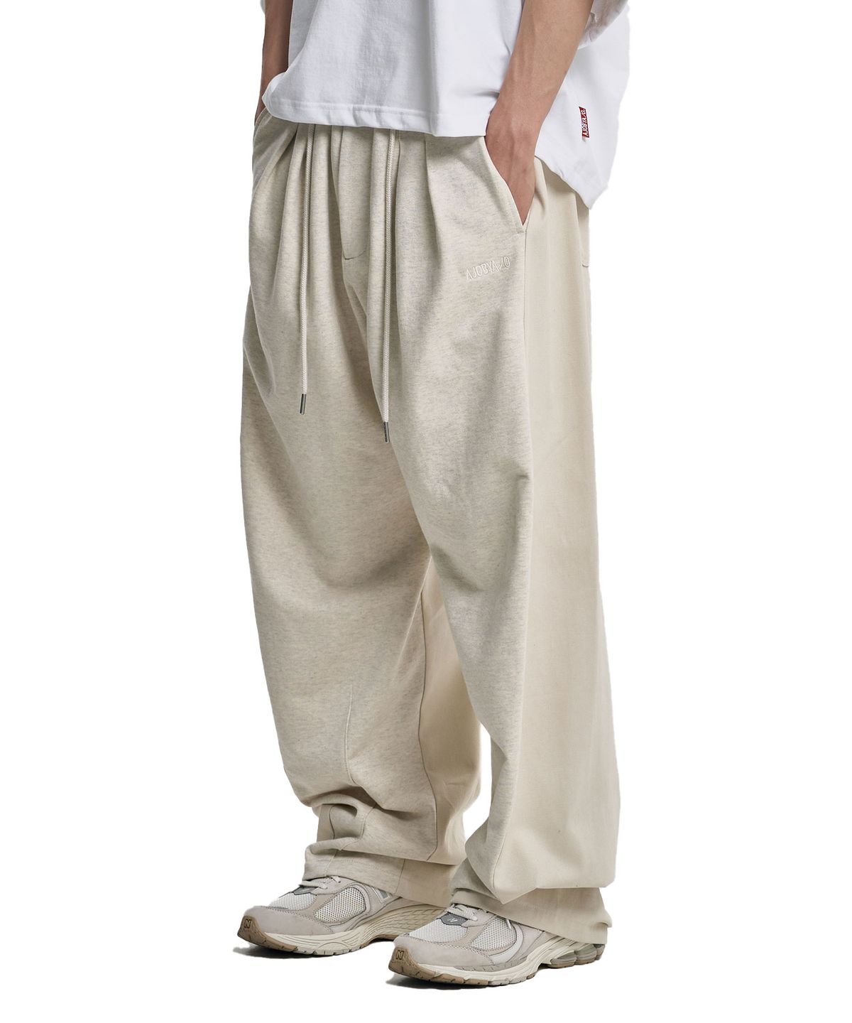 아조바이아조(AJOBYAJO) Dual Fabric Hybrid Pants [OATMEAL]