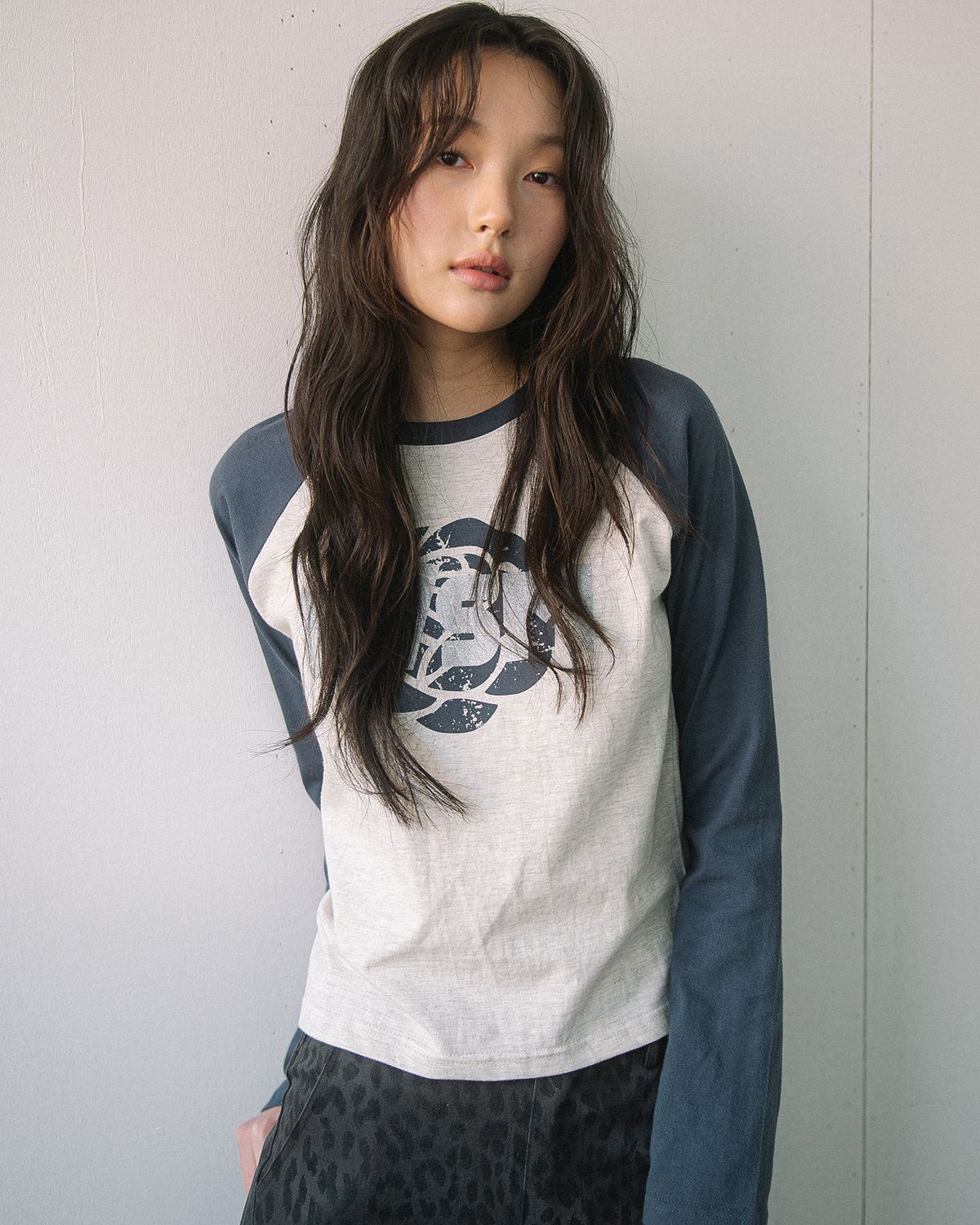 해비즘(HAVISM) ROSE RAGLAN L/S TEE(NAVY)