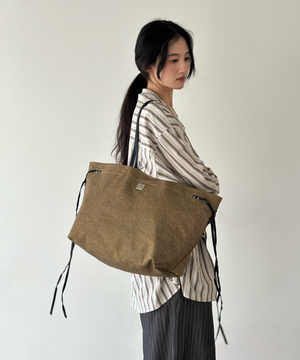 대용량 스트링 숄더백 - Sand