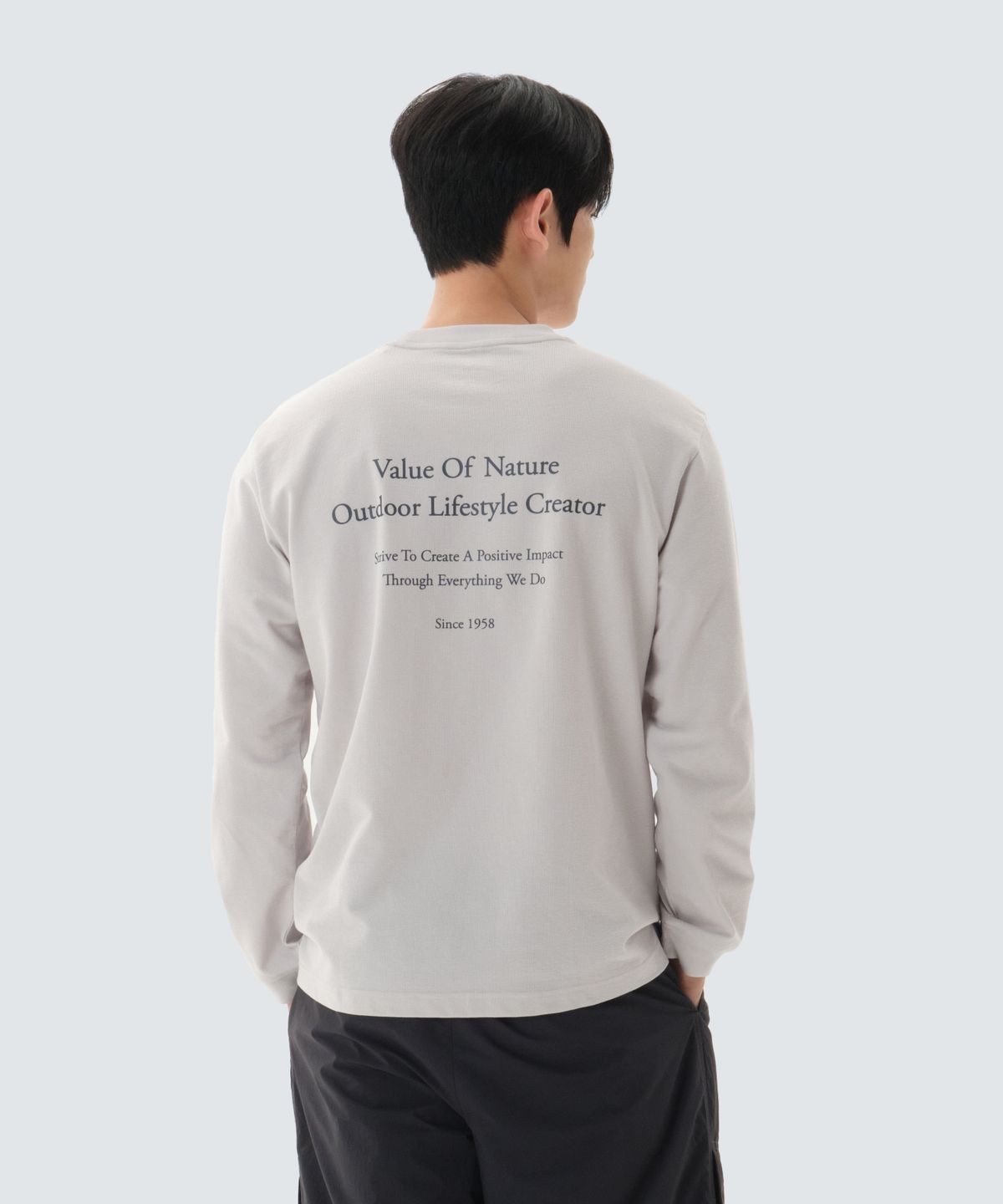 스노우피크 어패럴(SNOWPEAK APPAREL) 소로나 레터링 긴팔 티셔츠 (S26SUFTL62) Ice Gray
